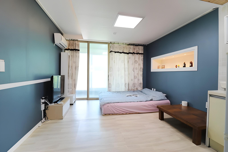 Bedroom, Wonju Munmak Oak County Pension, Yangpyeong