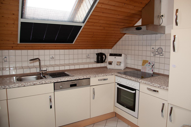 Others 5, Chefs Gastezimmer, Germersheim