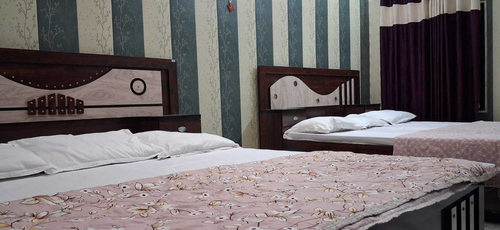 Room 2, Gopalkunj Homestay, Faizabad