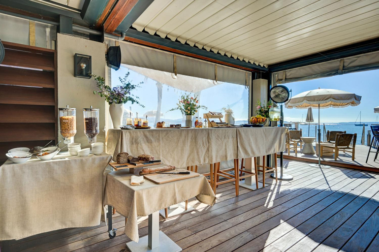 Food & Drinks 4, Hotel Bor, Var