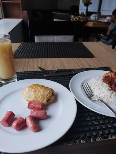Food & Drinks 3, The Avenue Suites - Guest Room, Eti-Osa