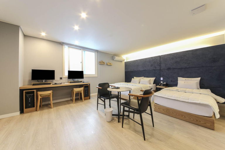Bedroom 2, Pohang Sangdodong Hotel Palace, Pohang