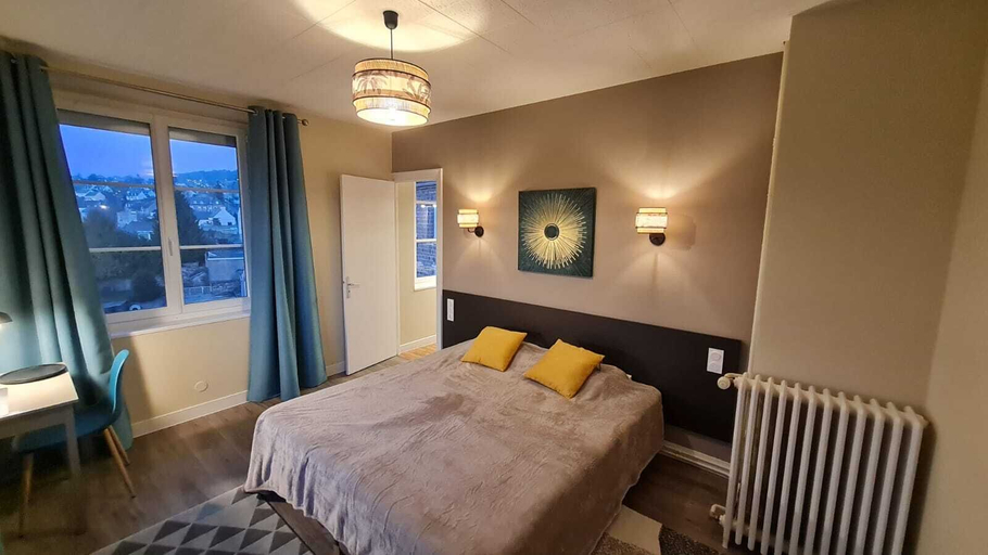 Bedroom 3, Hotel de la Poste, Manche