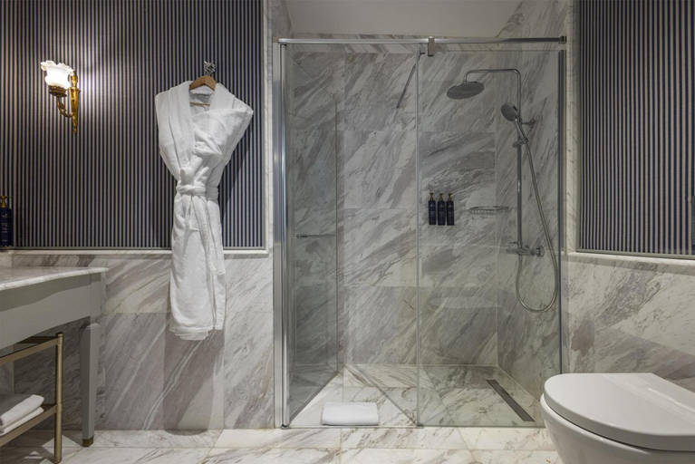 Bathroom 4, Palazzo Donizetti Istanbul, Tapestry Collection by Hilton, Beyoğlu