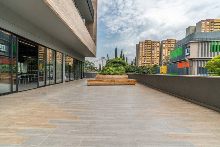 Room 2, Go Living Suites - 1013, Medellín