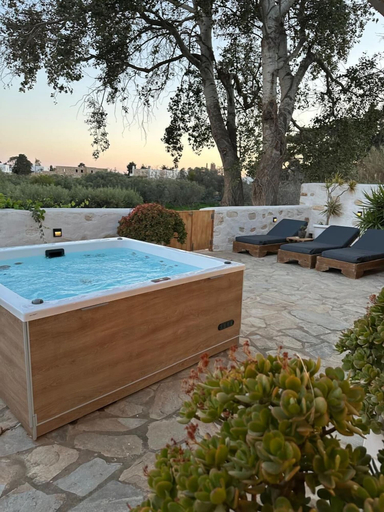 Sport & Beauty 3, Arethousa House, South Aegean