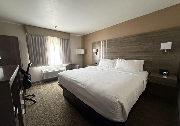 Bedroom 3, SureStay by Best Western Albuquerque East I-40, Bernalillo
