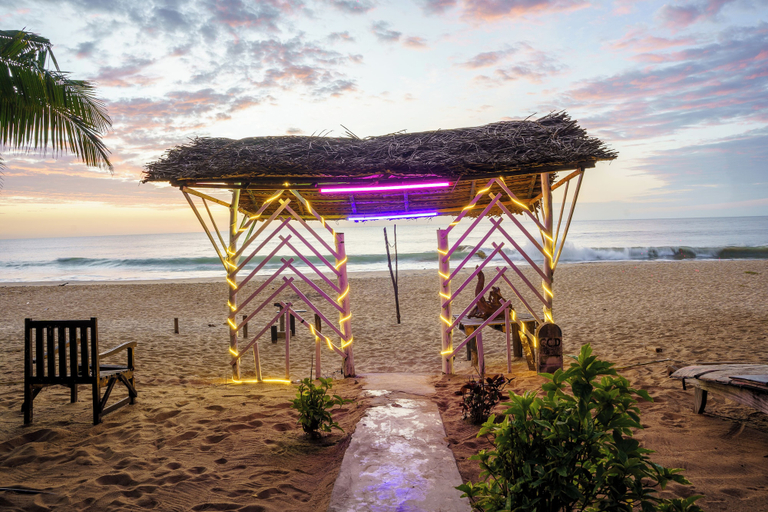 Beach, Tsunami hotel arugambay, Pothuvil