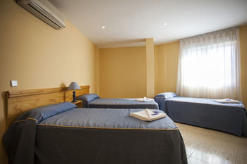 Guestroom 3, Hotel El Álamo, Madrid