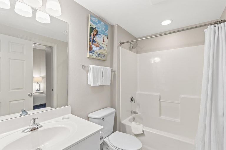 Bathroom 4, Majestic Beach Resort by Resort Collection, Bay