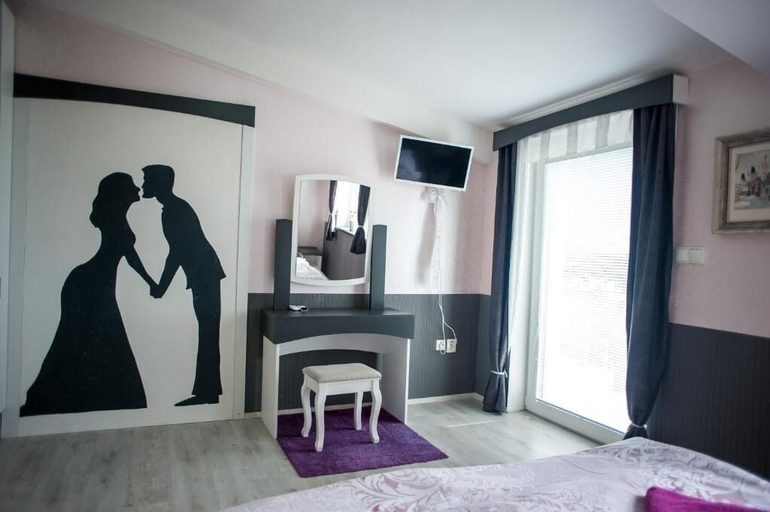 Room 4, Luční penzion, Náchod