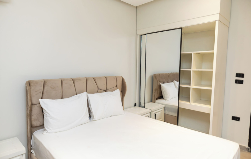 Room 5, Lurette Hotel, Yusuf as-Sidiq