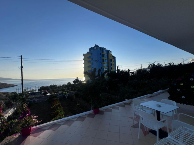 Others 5, Teo Sea Stay Apartments, Sarandës