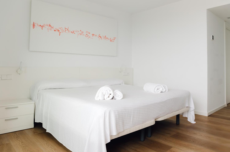 Bedroom 3, Bluesea Paraiso Beach, Baleares