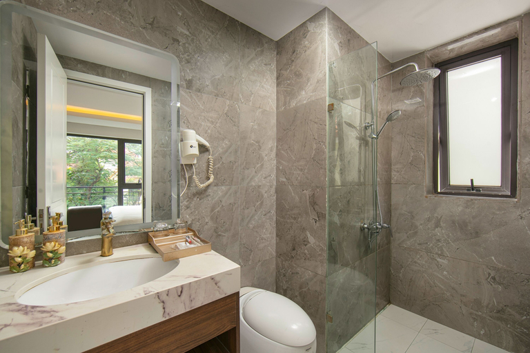 Bathroom 2, ECO HOTEL, Hoàng Mai
