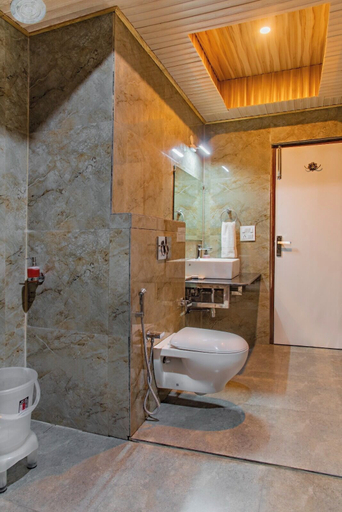 Bathroom 5, Vista Elite - Chail, Shimla
