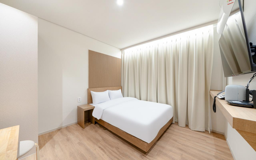 Bedroom 3, Yeonggwang Royal Boutique, Yeonggwang