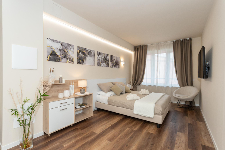 Bedroom 2, Palazzo Mazzini, Milano