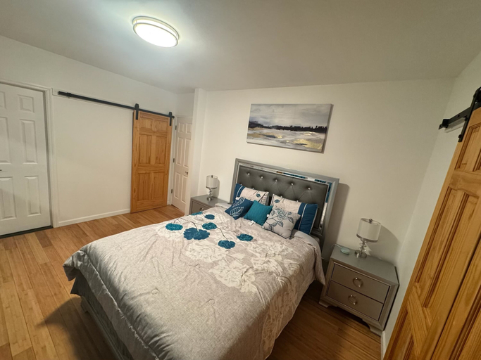 Room 2, Spacious 3BR Family Home Near Everything, Suffolk