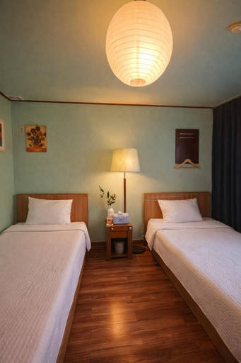 Bedroom 2, Gangneung Wheel Hotel, Gangneung