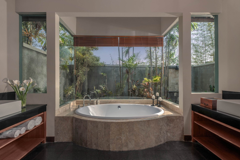Bathroom 5, The Shanti Residence By Nakula, Badung