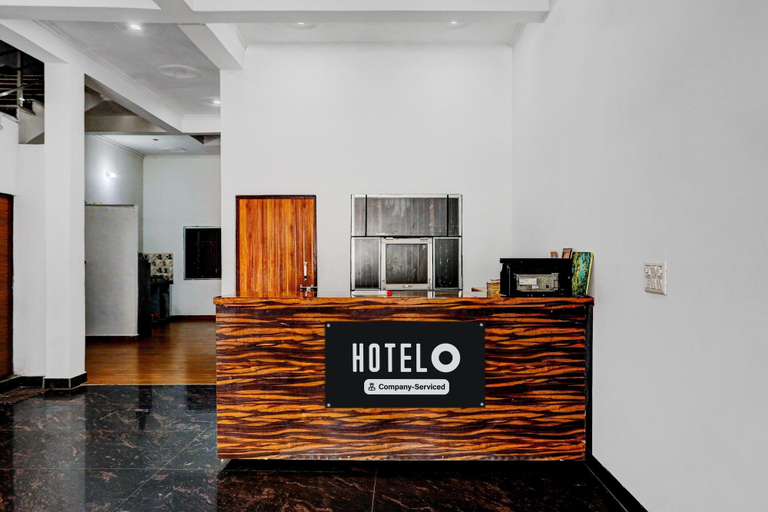 Reception 4, Hotel O Naroli Crossway Mathura, Mathura