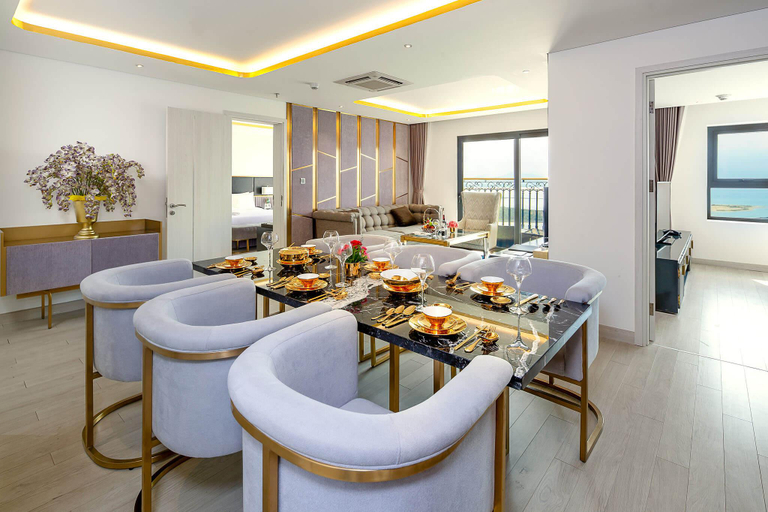 Food & Drinks 5, Luxury Apartment Golden Bay, Da Nang