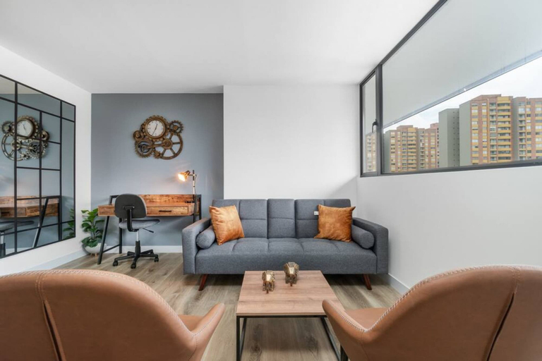 Room 5, Go Living Suites - 603, Medellín