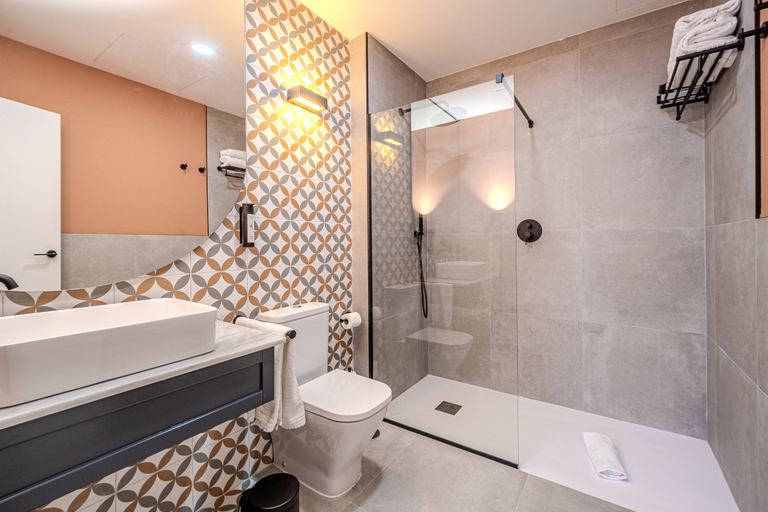 Bathroom 5, ITC Madrid by Soho Boutique, Madrid
