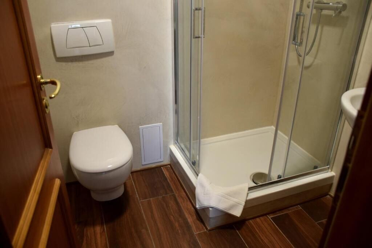 Bathroom 4, Hotel Residence Select, Praha 2