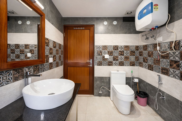 Bathroom 3, Hotel Forest View and Restaurant, Dehradun