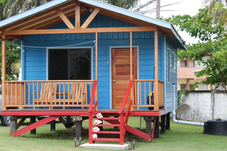 Room 3, Sunshine Cabanas At Ocean View