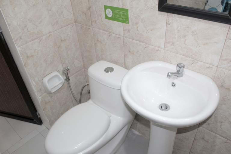 Bathroom 5, Ronaldo's Inn Siargao by Cocotel, General Luna