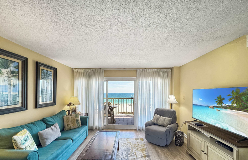 Living area, Driftwood Towers 4H - Beachfront, Baldwin