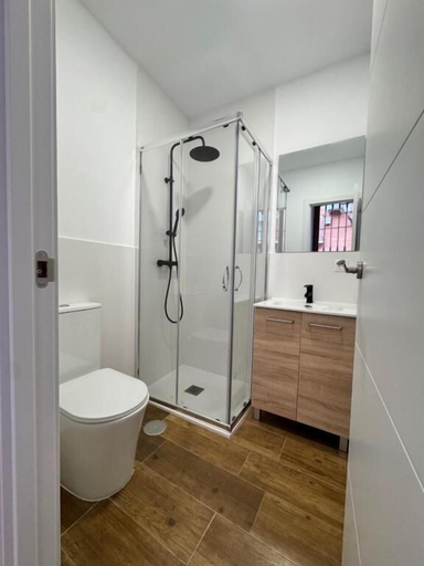 Bathroom, Apartamentos Melisa, Madrid