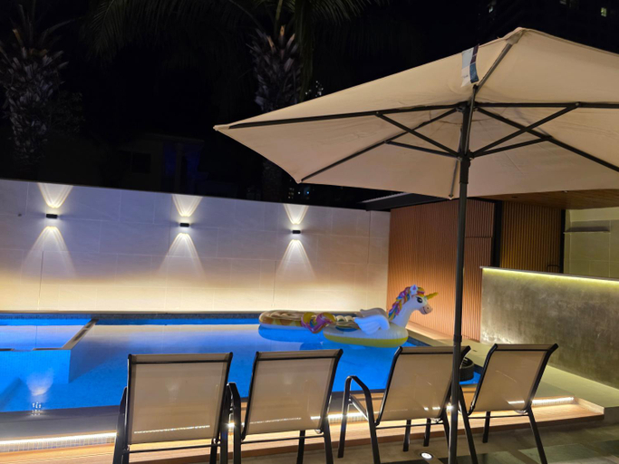 5, Villa Phratamnak, Pattaya