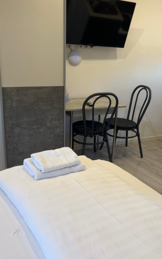 Bedroom 1, Ferienwohnung Manolya, Günzburg