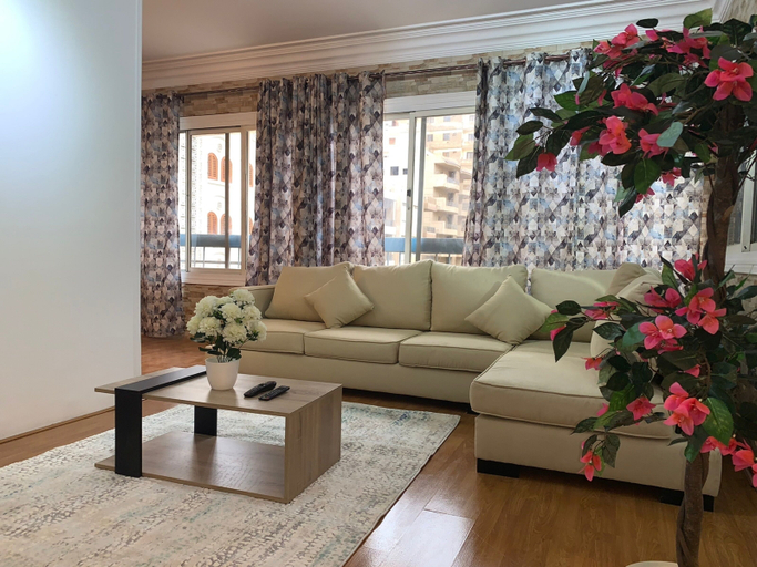 Others 5, Casa Rosa - المهندسين, Ad-Duqi