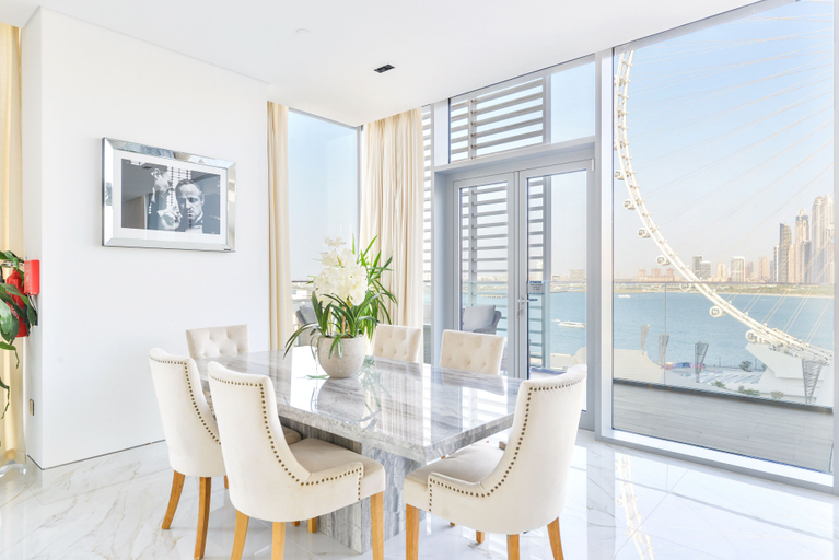 Dining room, Most beautiful 3BR in BLUEWATERS Dubai, Dubai