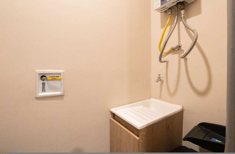 Room 4, Oslo 603a in Medell n, Medellín