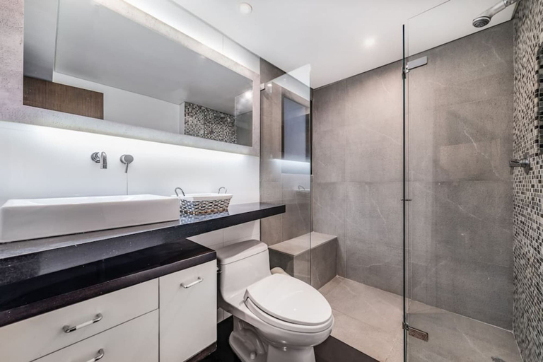 Room 3, Casa Terracina Amazing 5BR Mansion With Private Pool, Envigado