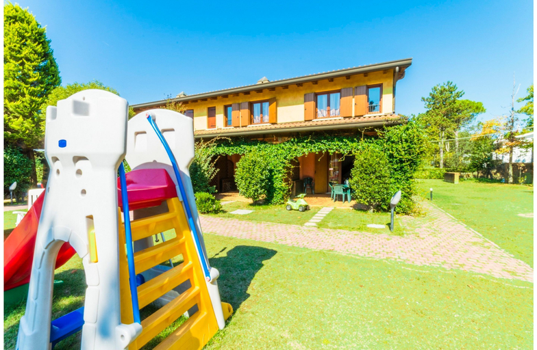 Children's play area - outdoor 5, Appartamenti Borgo Stella Marina, Venezia