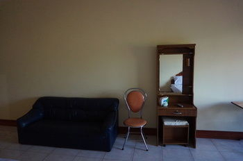 Others 5, Daovy Hotel, Vientiane