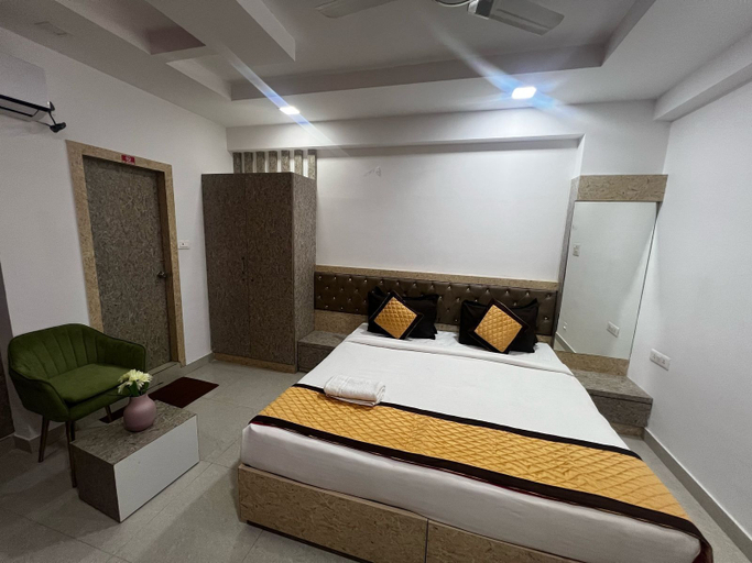 Room 4, Imperial Jenukaal Suites, Bangalore
