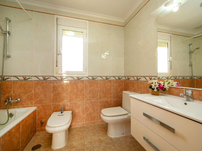 Bathroom 4, Villa Solpadel by Interhome, Alicante