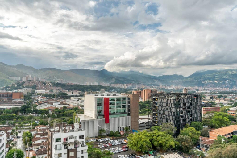Room 4, Go Living Suites - 1019, Medellín