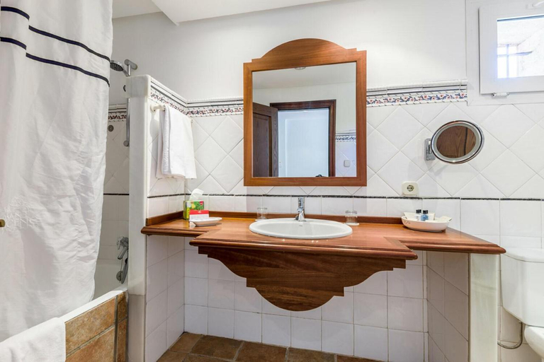 Bathroom 5, Cala Sant Vicenç - ADULTS ONLY, Baleares