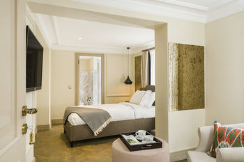 Others 3, Ishak Pasa Hotel, Fatih