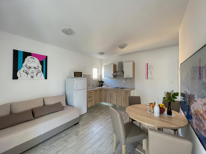 Others 5, Villa ARINA - Apartments 20 m from Beach, Tucepi, Tučepi