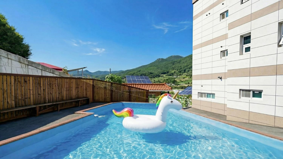 Sport & Beauty 4, Tongyoung Misung Sweet Pension, Tongyeong